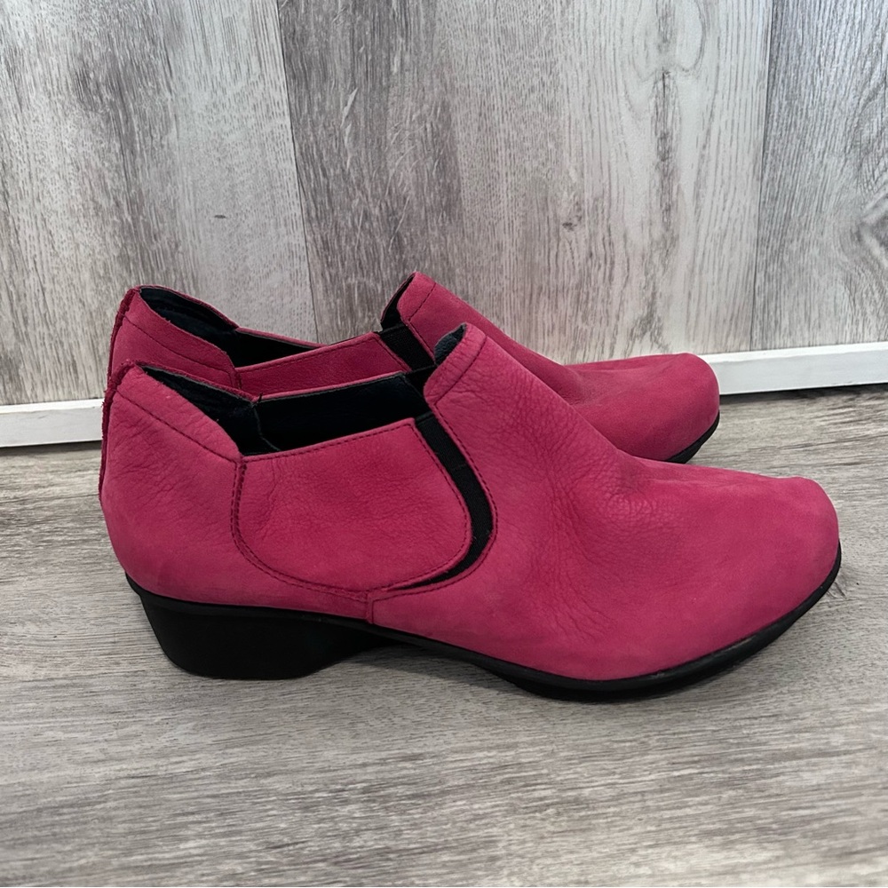 Dansko Lynn Red Leather Clogs Loafers Women’s 7.5 8 Slip-On Academia Western
